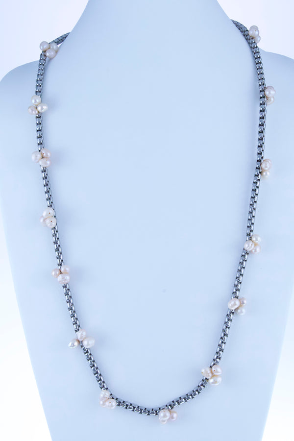 cream-pearl-with-silver-layered-chain-necklace