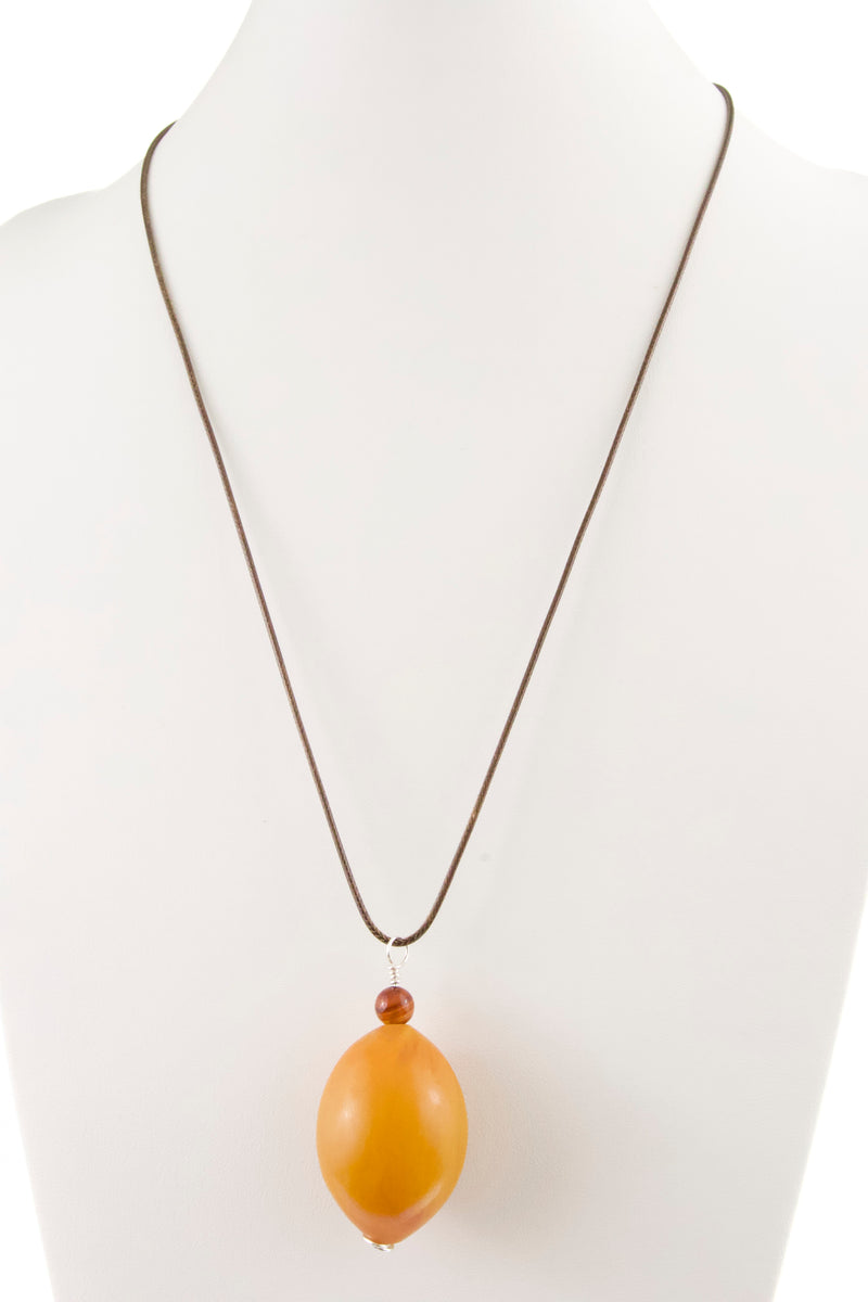 yellow-african-amber-bead-with-leather-cord-necklace-4