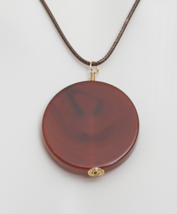 round-brown-agate-pendant-with-leather-cord-necklace