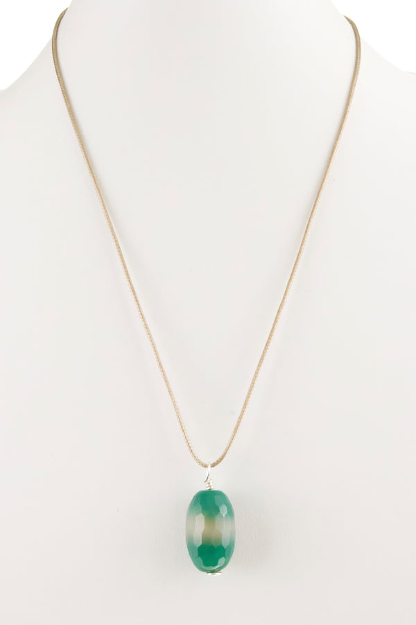 Agate Pendant with Leather Cord Necklace (Green)