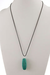 turquoise-bead-pendant-with-leather-cord-necklace-4