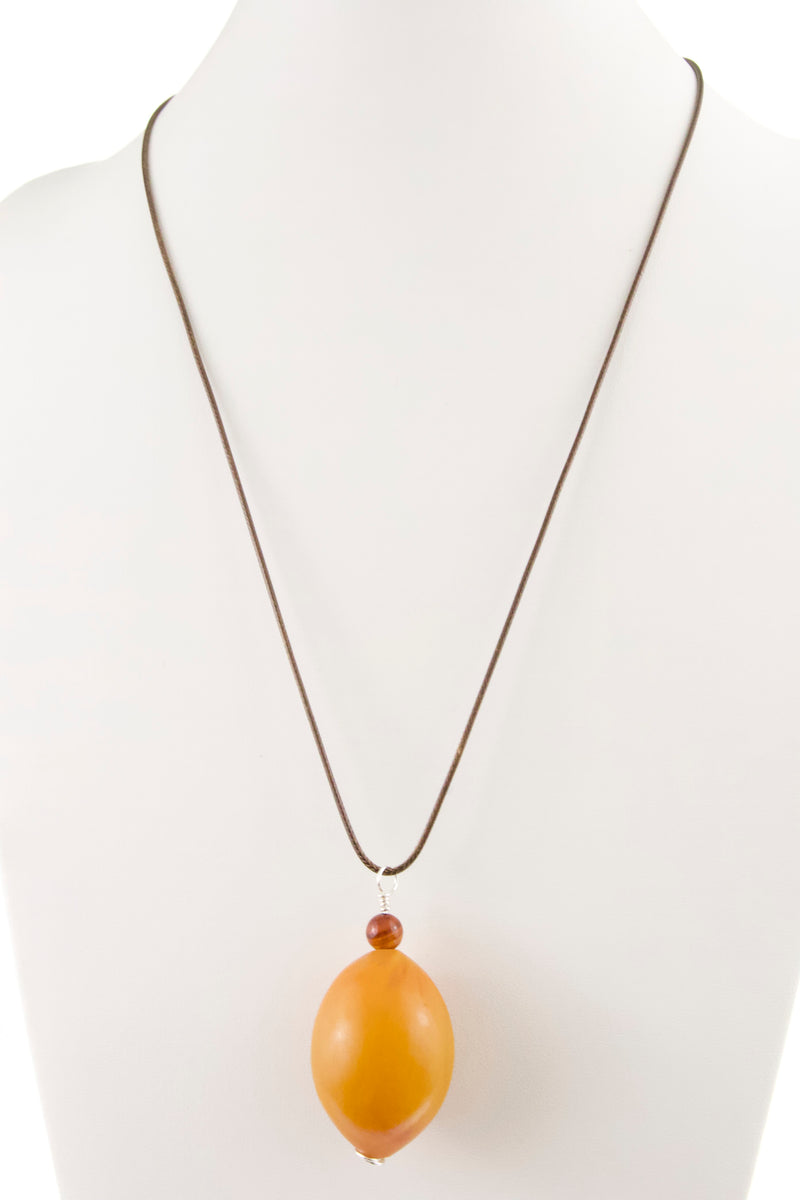 yellow-african-amber-bead-with-leather-cord-necklace-4