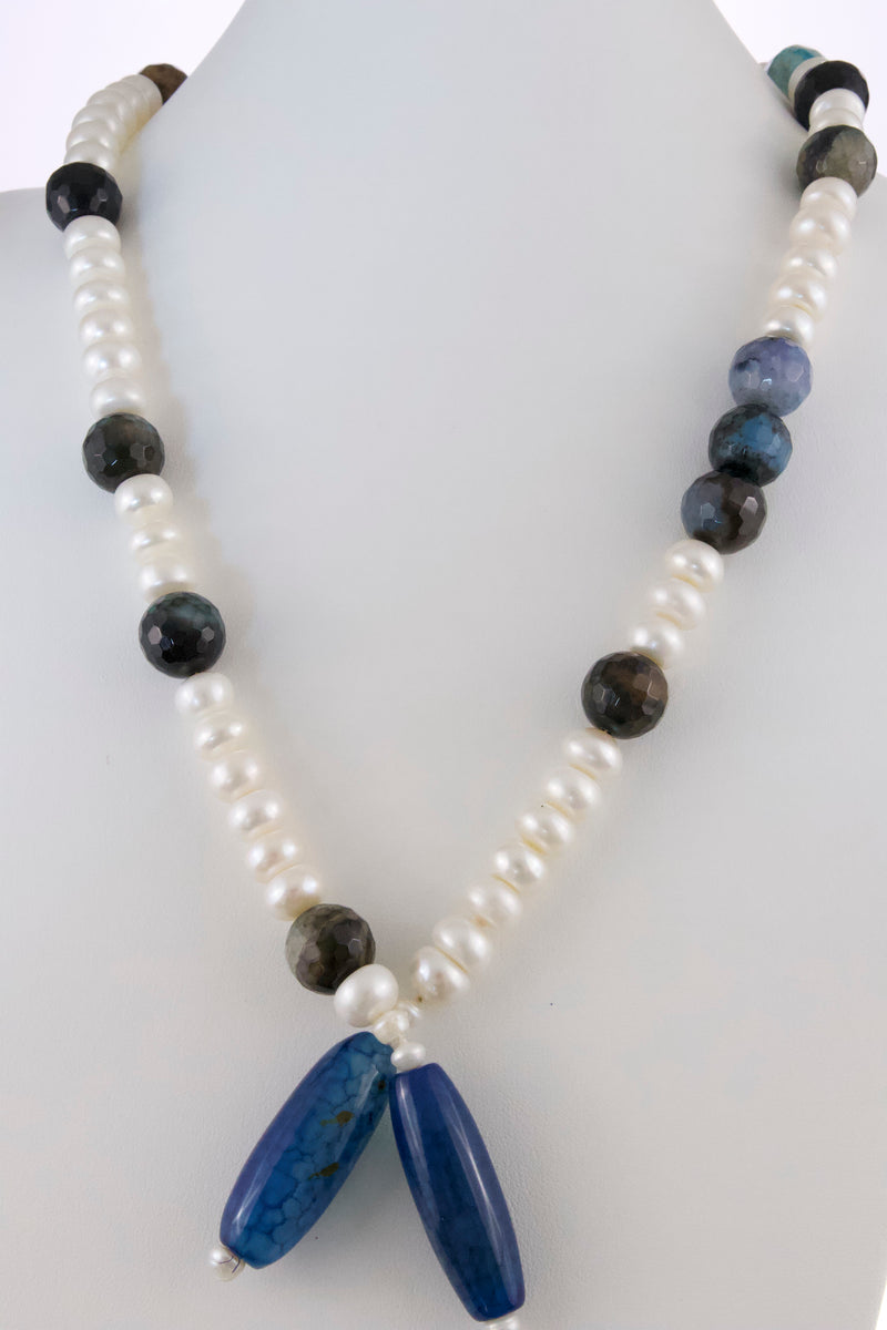 white-freshwater-pearl-with-blue-agate-stone-laureate-8