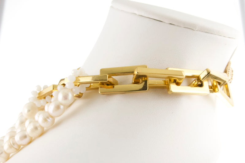 fresh-water-pearls-gold-layered-chain-necklace-set