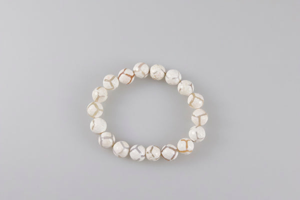 white-striped-agate-stone-bracelet