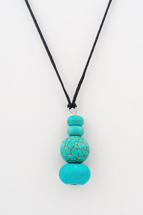 turquoise-bead-with-leather-cord-necklace