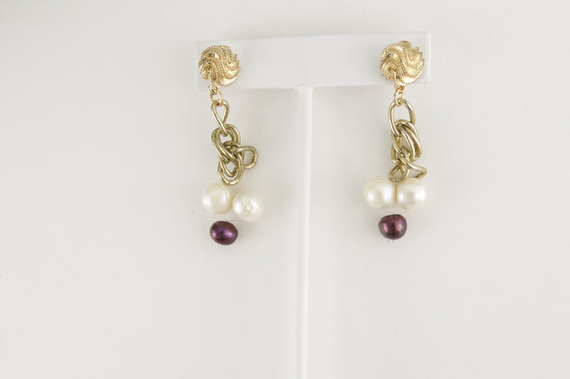 mixed-color-pearl-earrings